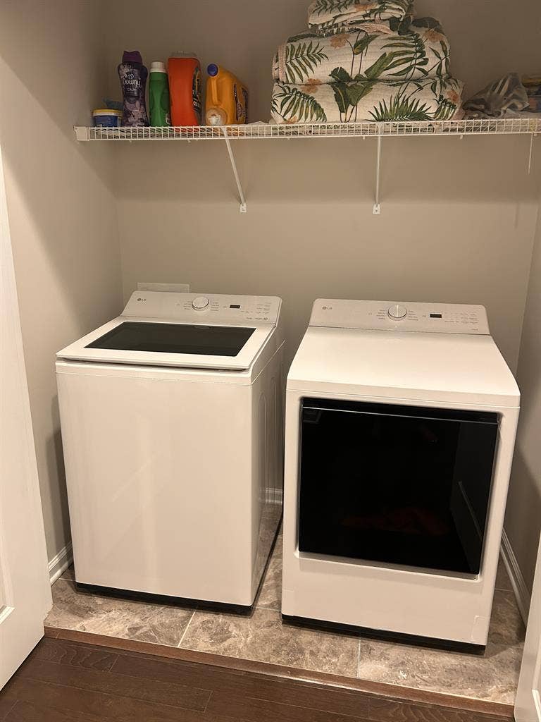 Gorgeous Luxury in Dunwoody house!