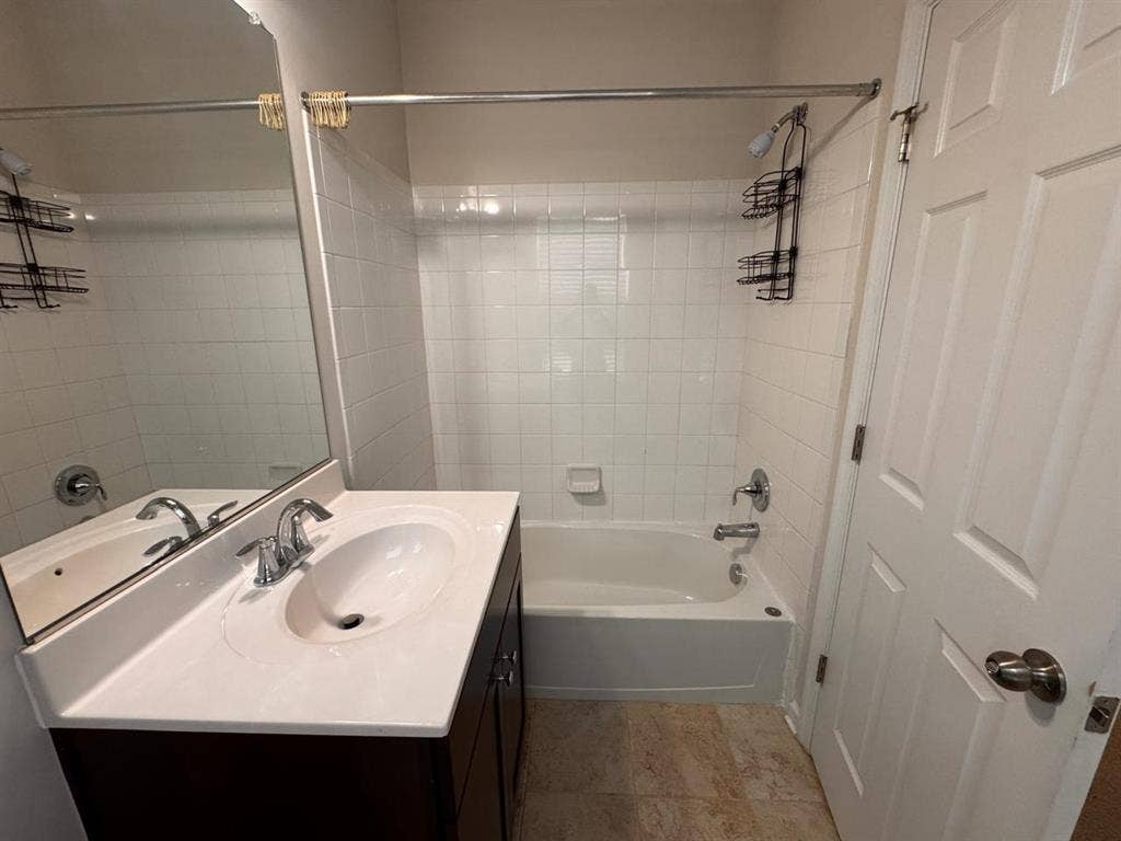 Looking for a comfortable Room