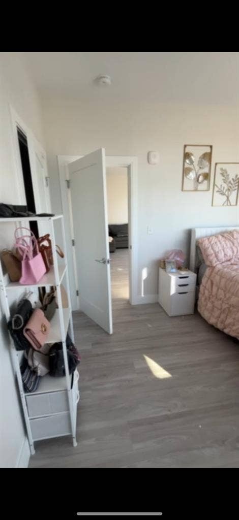 Room Available w/ Private Bathroom