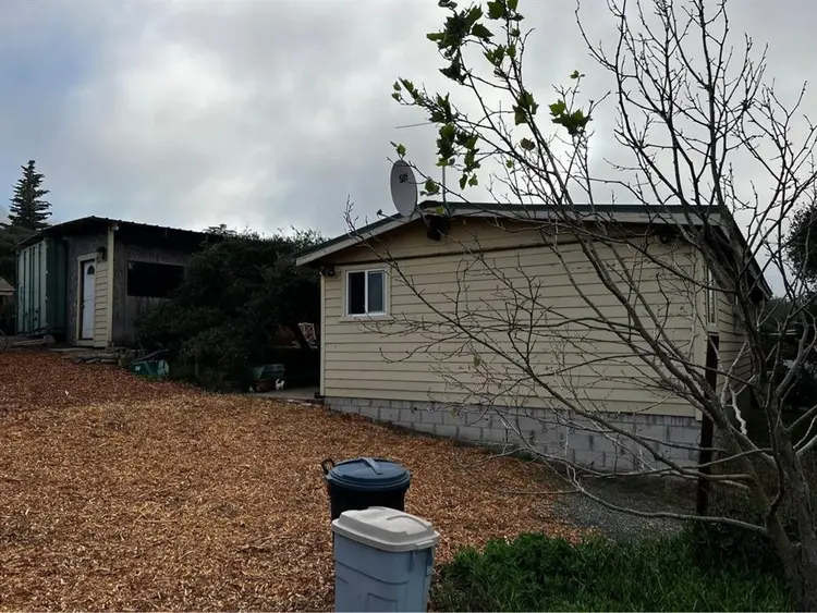 1 bedroom available on horse ranch!
