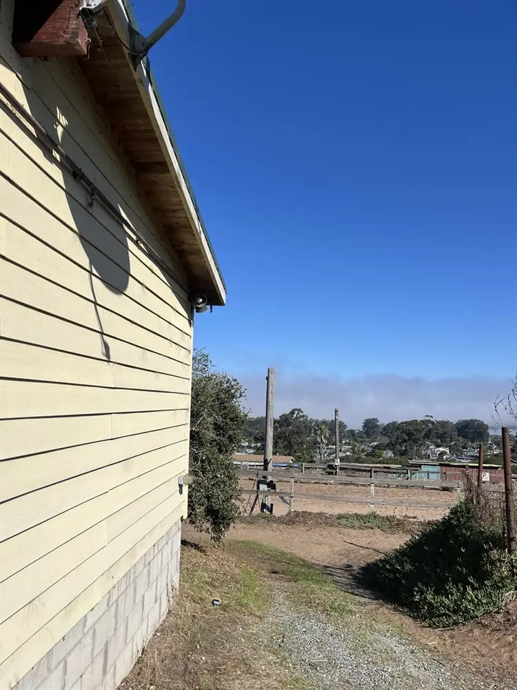 1 bedroom available on horse ranch!