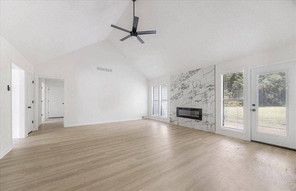 Room For Rent in Memphis!