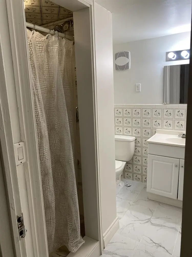 2 Attached Rooms In Shared Basement