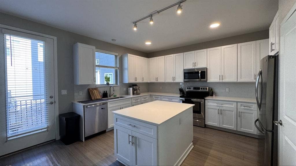 Room Near the Highline Canal