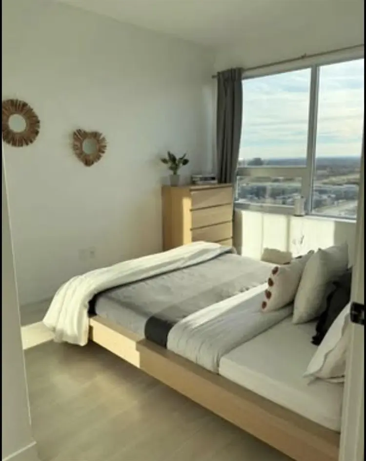 Apartment in Oakville for Rent