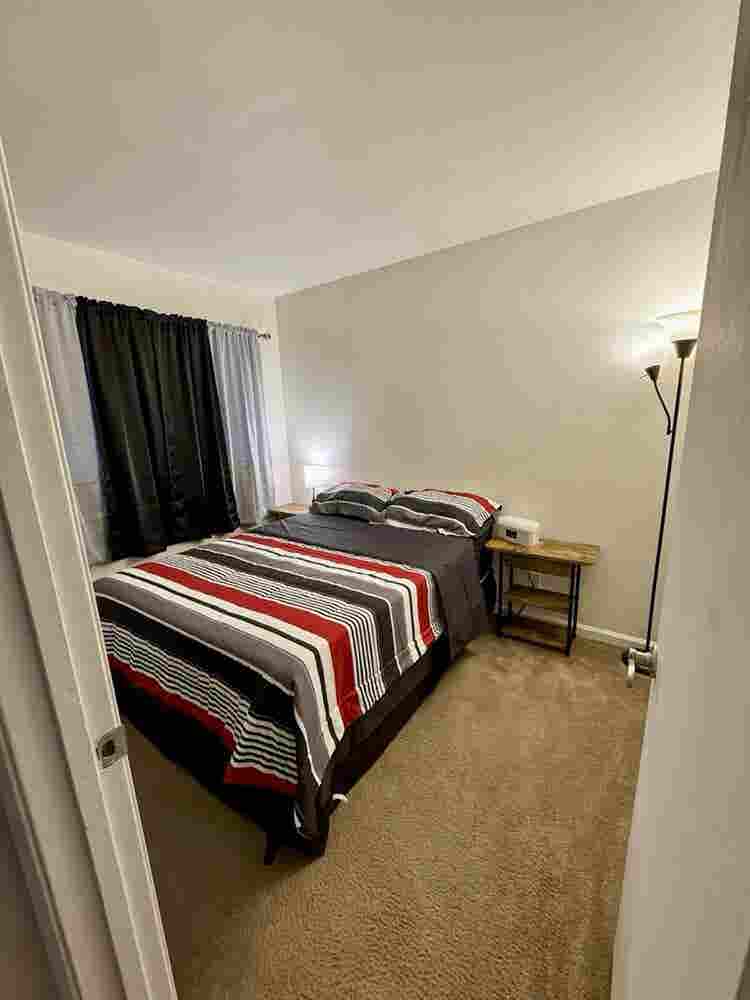 Private room and bathroom for rent