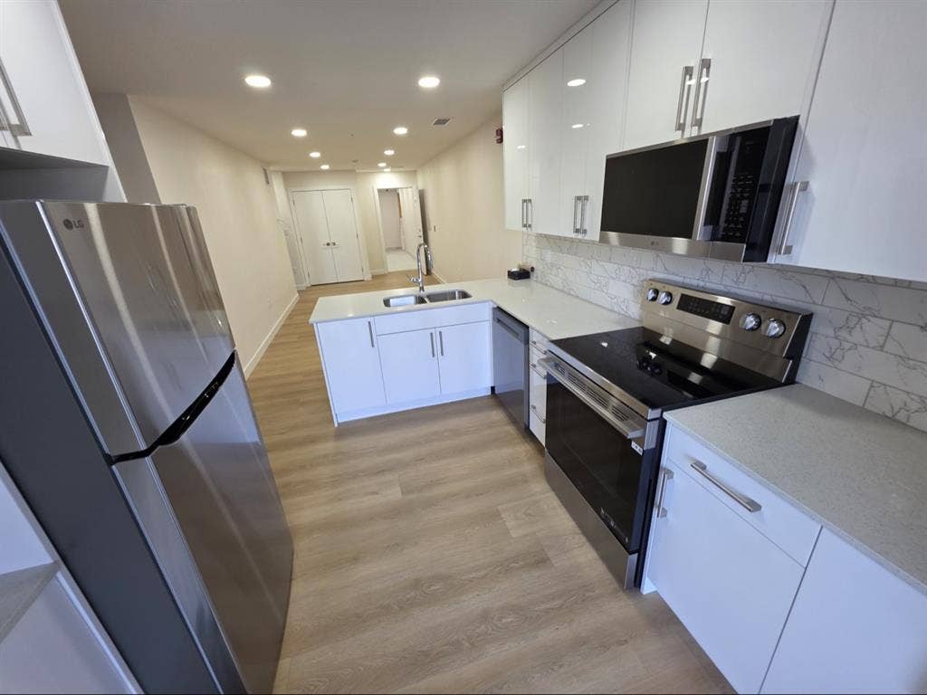 FOR STUDENTS AND PROFESSIONALS