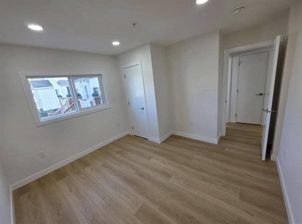 FOR STUDENTS AND PROFESSIONALS