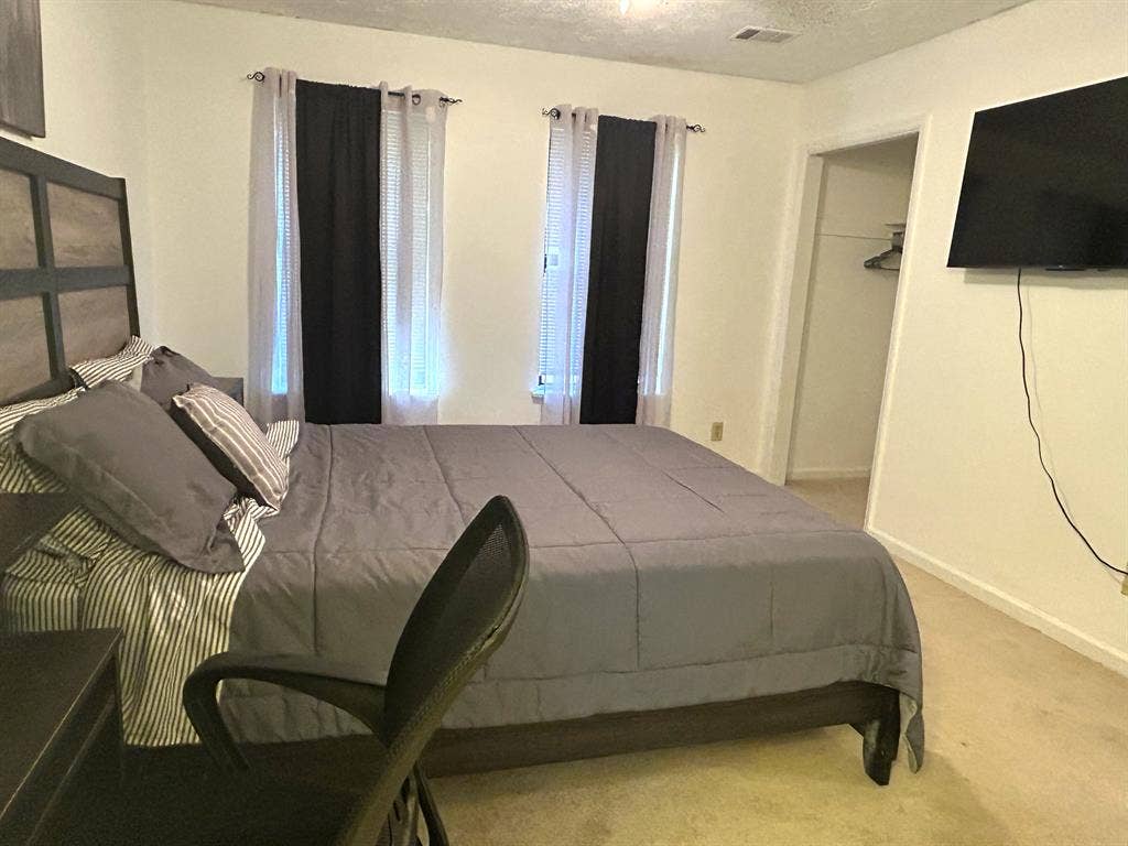 Main Bedroom with Private Bath