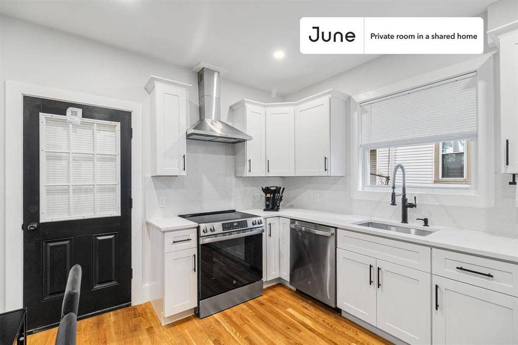 5 BR in Boston