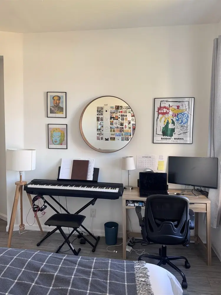 Sunlit Private Bedroom UWS