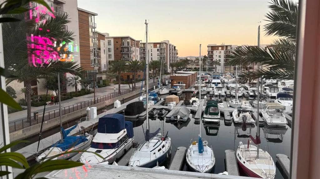 Marina del Rey -Available Jan 1st