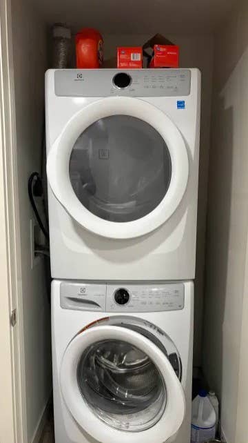 Marina del Rey -Available Jan 1st