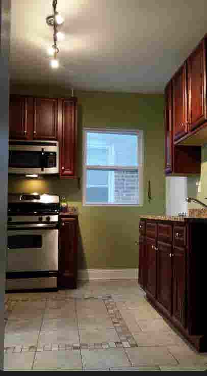 Clean Spacious Room Lovely Home