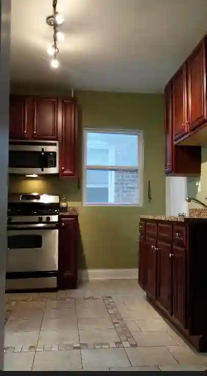 Clean Spacious Room Lovely Home