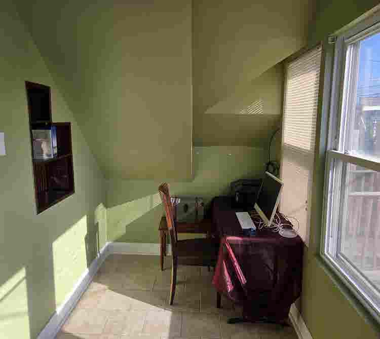 Clean Spacious Room Lovely Home