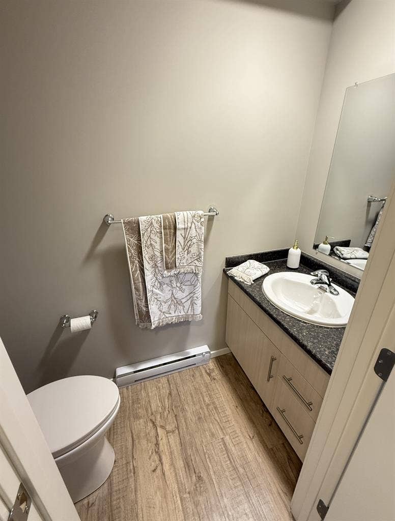 Private room for rent November 1st