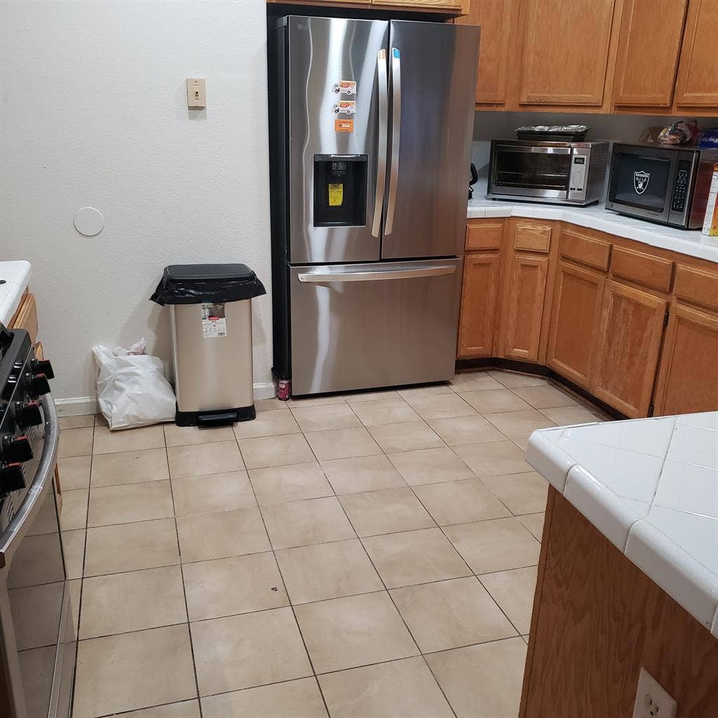 Home located on quiet cul-de-sac.