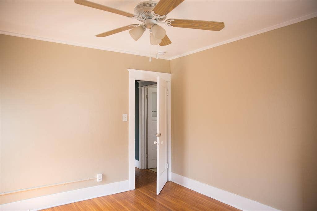 Creative 4plex | Room + Sauna