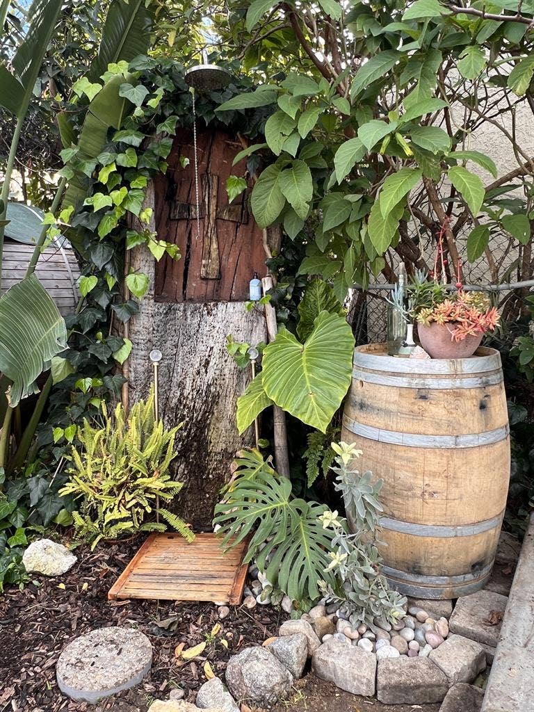 Creative 4plex | Room + Sauna