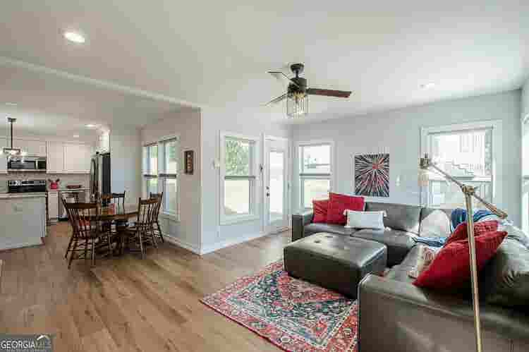 Beautiful renovated BTH oasis