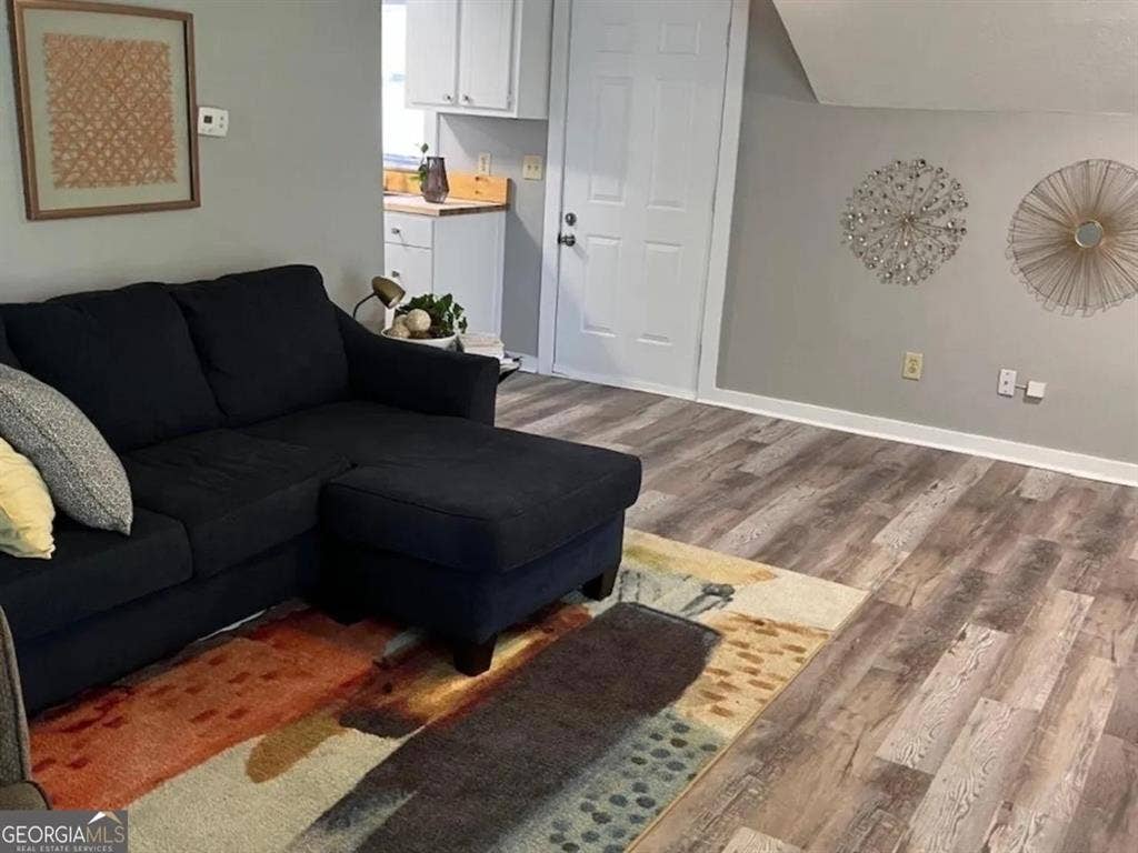 2 BR in Douglasville