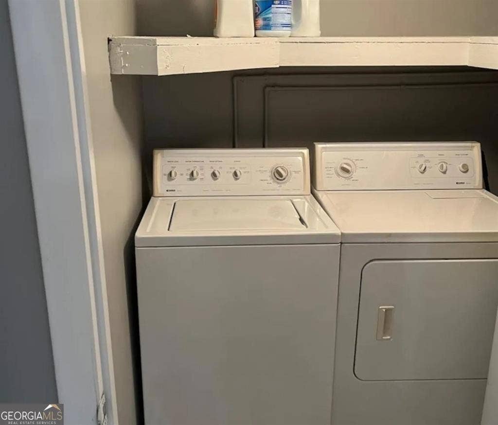 2 BR in Douglasville