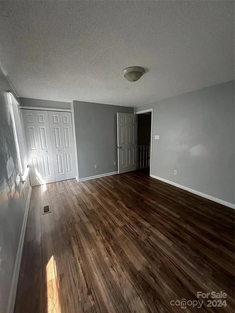 6 BR in Charlotte