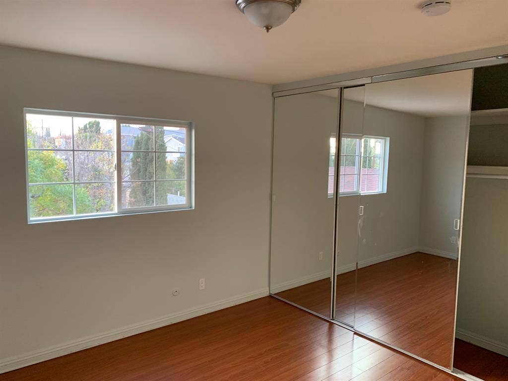 Looking for Roommate in Los Feliz!