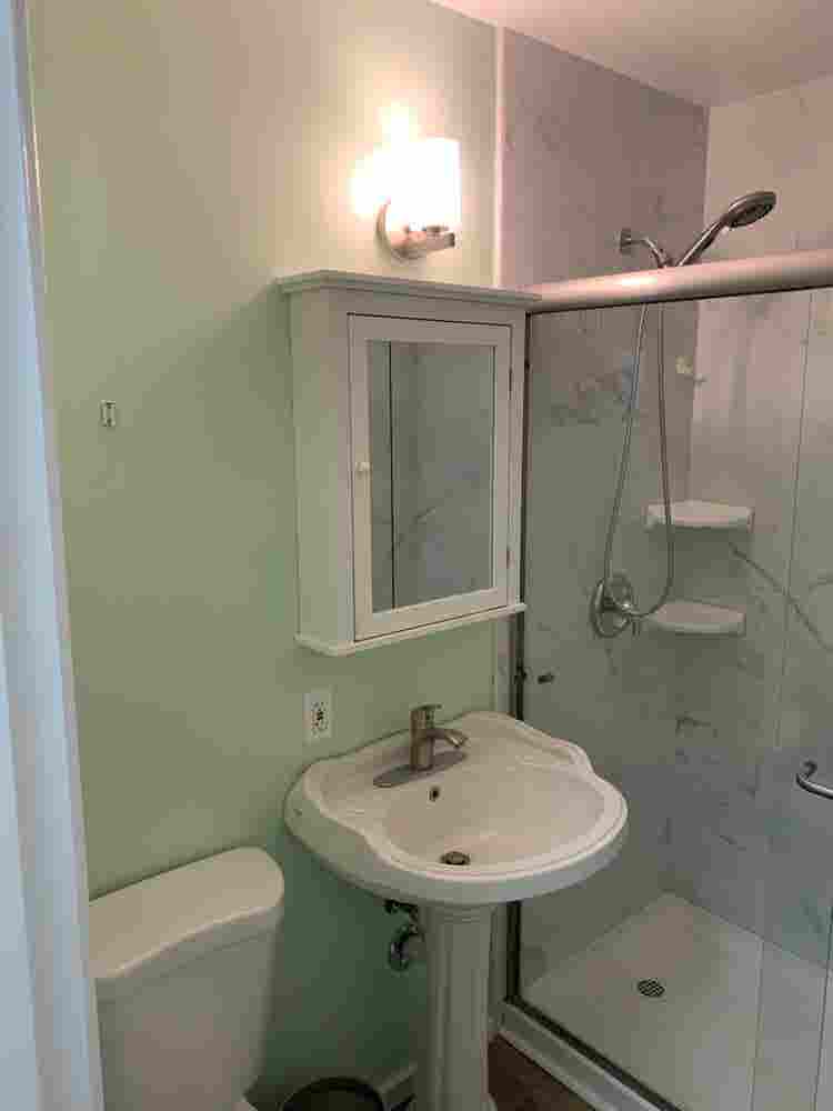 Room for rent in peaceful home