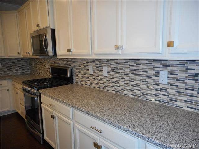  Quiet neighbors: 1bdrm priv bath