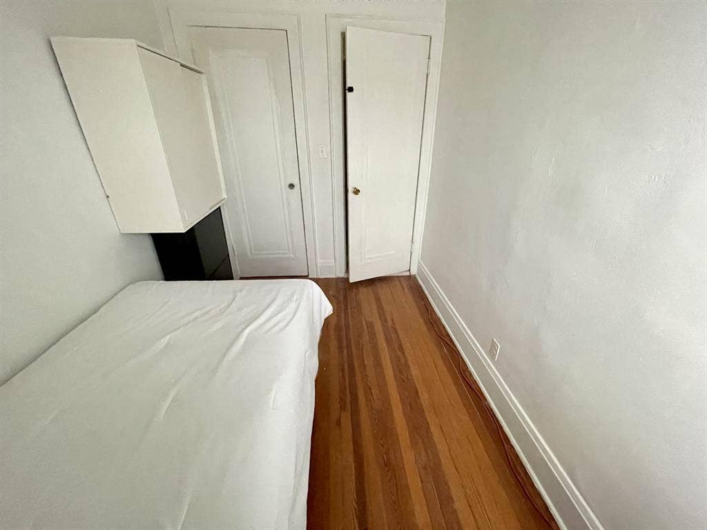 Cozy Room w/ Twin Bed, Close to JFK