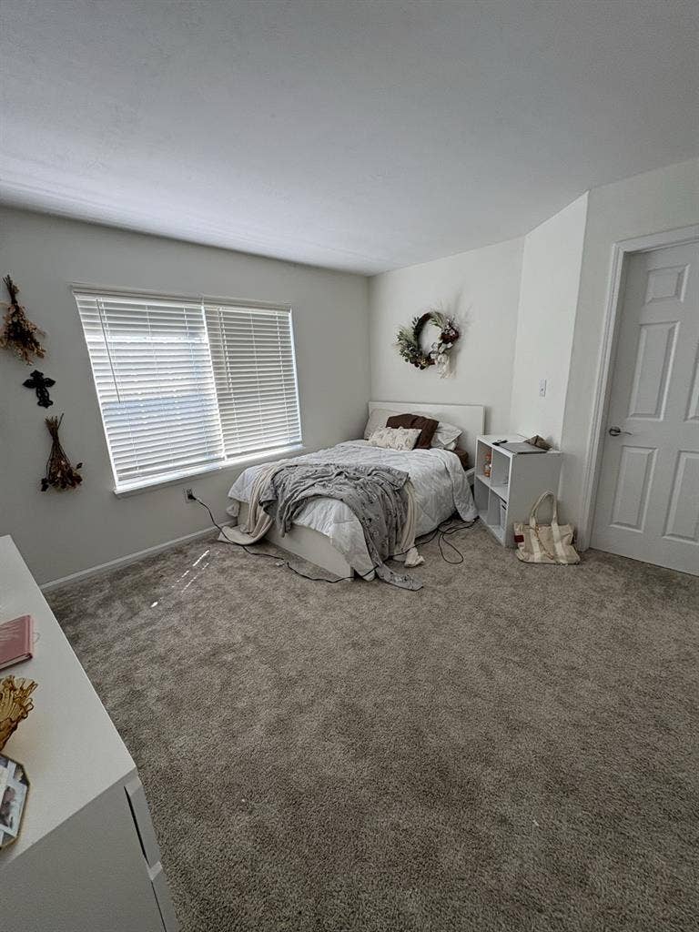 CAMDEN PLACE TOWNHOME AVAILABLE