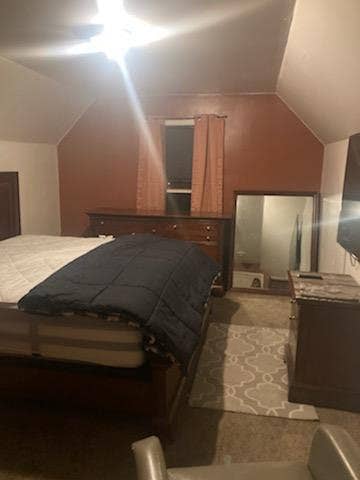 Private furnish room on Detroit