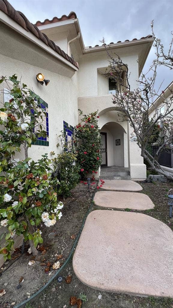 Room for rent in Anaheim hills