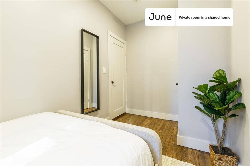 4 BR in New York City