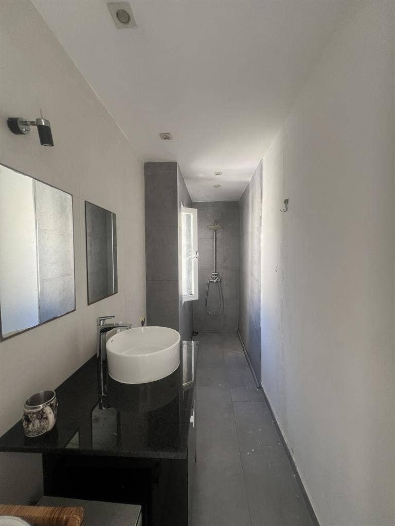 Room in Msida w/ Private Toilet