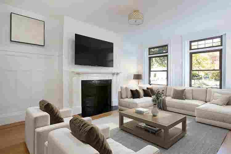 Charming Brookline Gem 3 bed/1 bath