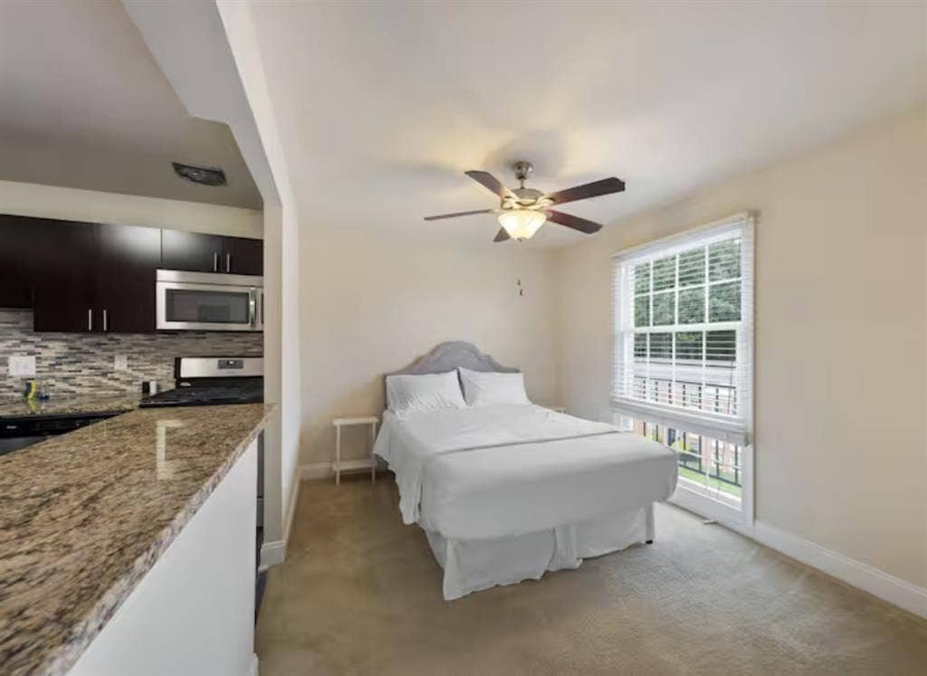 Furnished 1BR in Alexandria VA