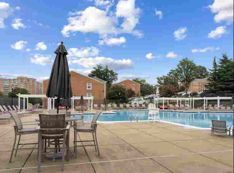 Furnished 1BR in Alexandria VA