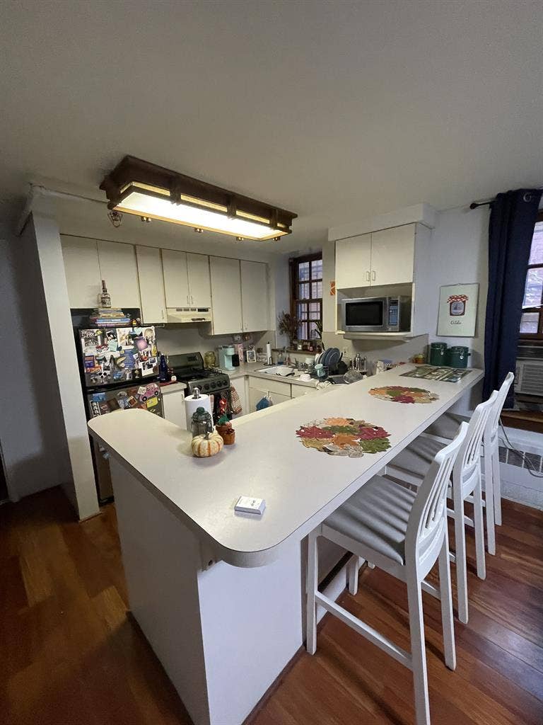 Brooklyn Heights - Jan 1 Move-In