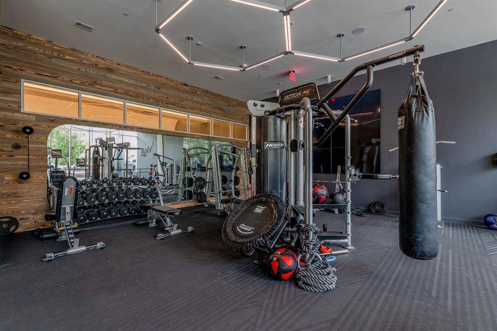 Shared Male Unit at Villas on Rio!