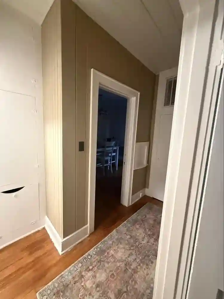 Unfurnished bedroom for rent