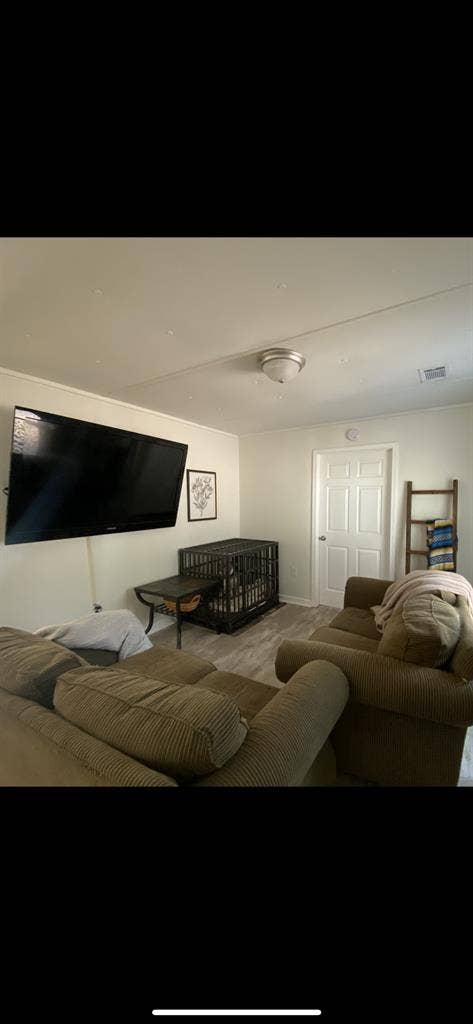 Room for rent (females only)