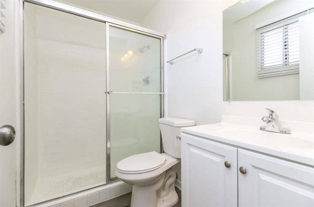 2 bedrooms available