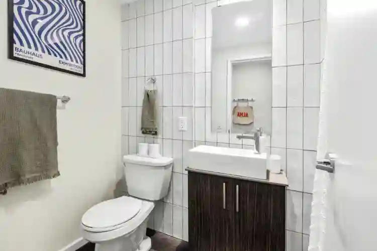 Downtown Ottawa Studio Sublet