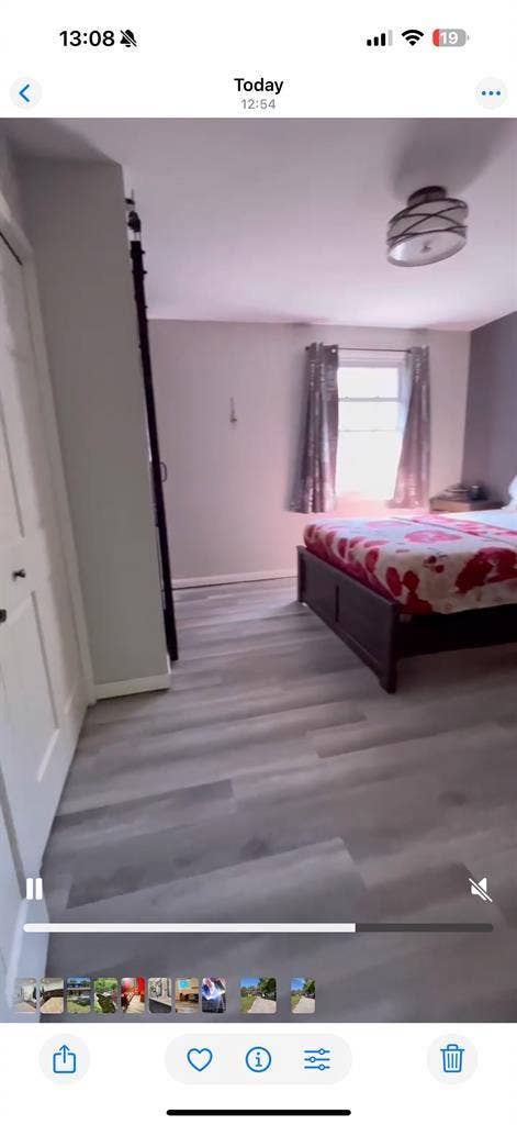 Detached house for rent.