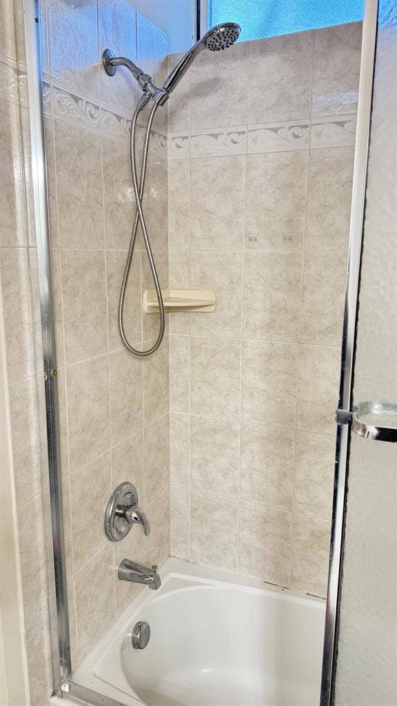 Ashburn 1BR  Basement EnSuite