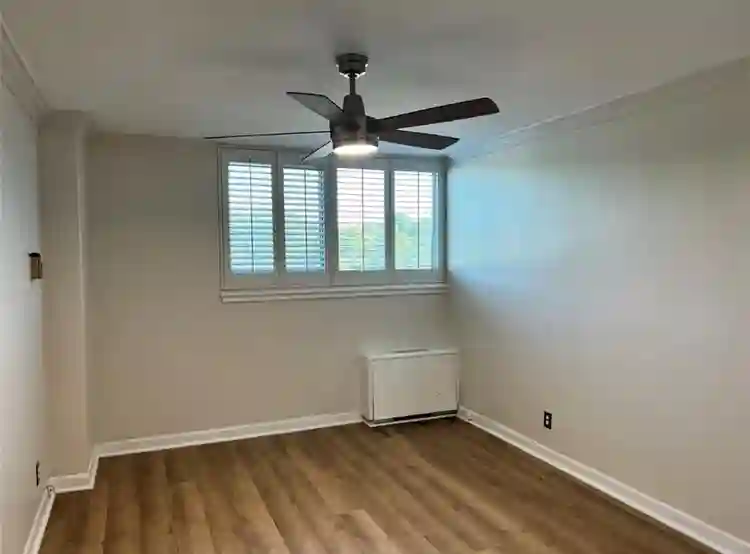 Luxury High Rise on Turtle
Creek