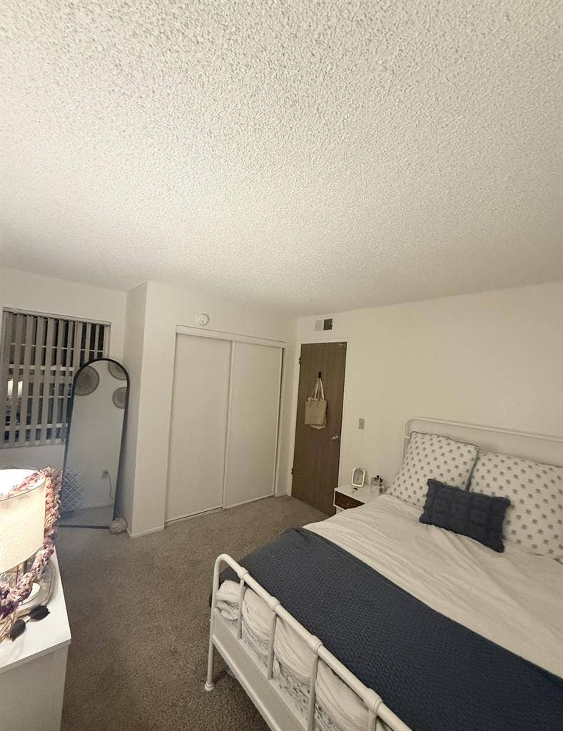 Room for rent in  bath